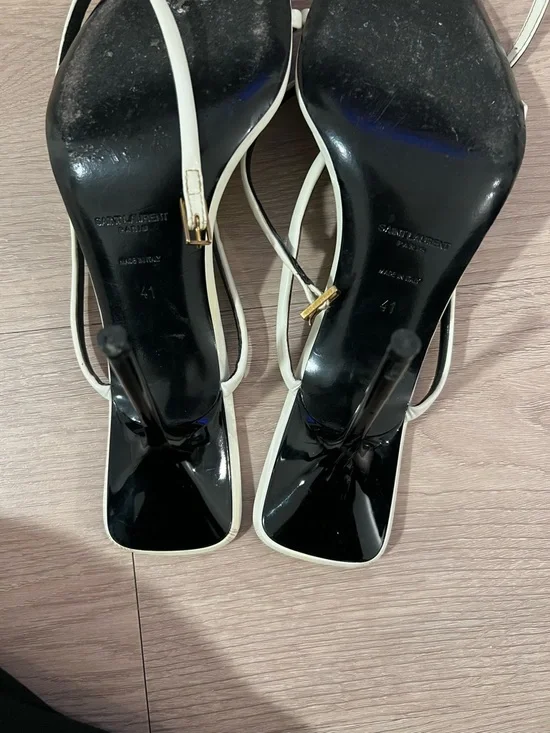 Women’s White Strappy Square-Toe Heeled Sandals - Picture 4 of 5